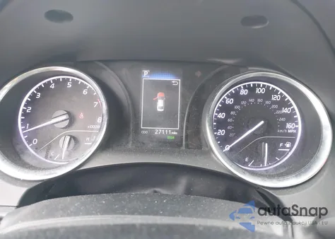 2020 Toyota Camry Le z USA, uszkodzony, nr VIN 4T1L11AK1LU952983